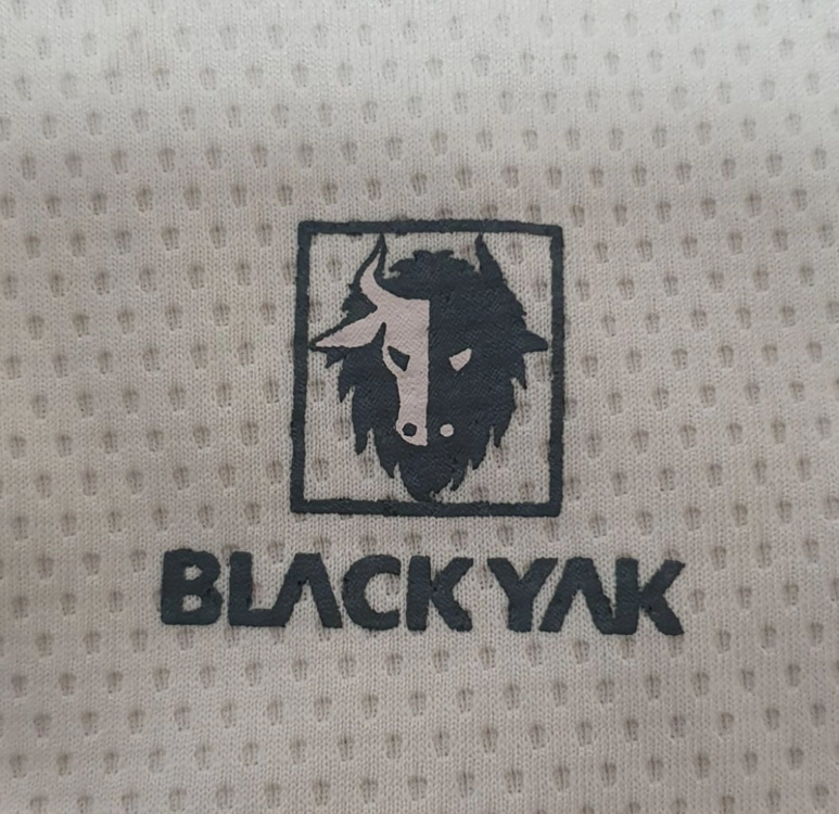 블랙야크 키즈 긴팔등산티셔츠 깨끗한옷 이미지