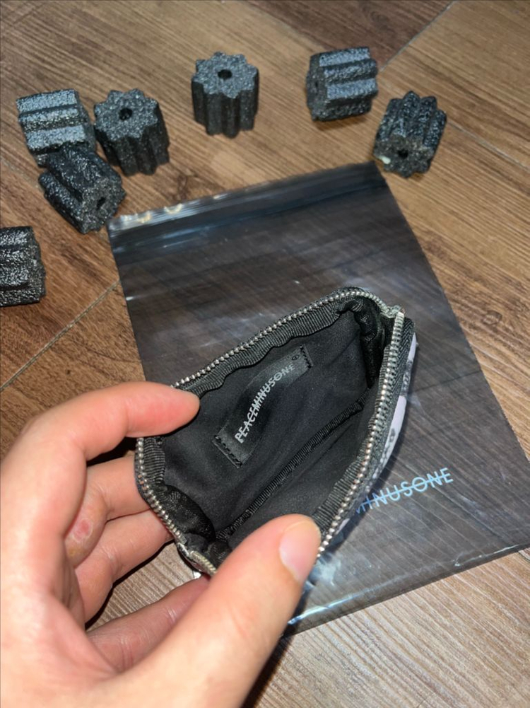 피스마이너스원 지갑--5