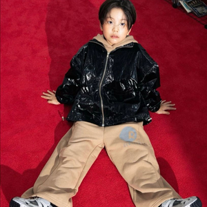 레브킷 글로시 레더 자켓 블랙 130