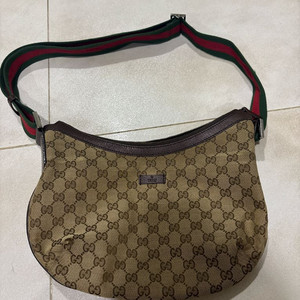 구찌반달크로스(정품)