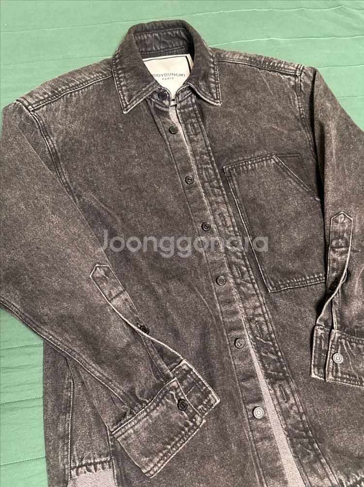 우영미 21FW 백 로고 데님 셔츠 블랙 44사이즈--3