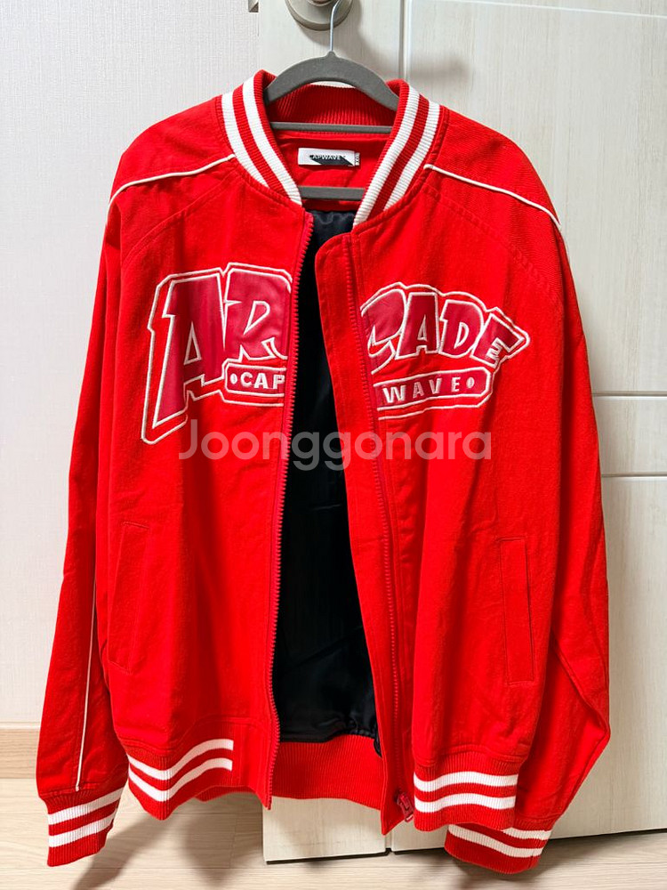 야구 잠바 팝니다.--1