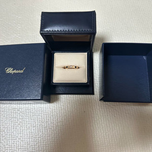 쇼파드 정품 아이스큐브 1P다이아 18k 반지