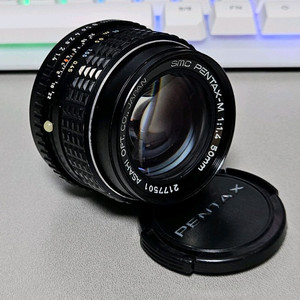펜탁스 SMC PENTAX-M 1:1.4 50mm 렌즈