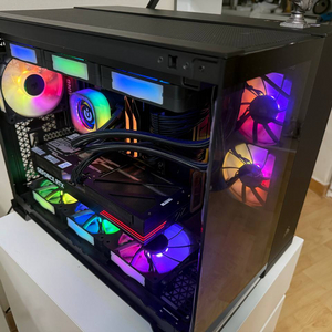9800X3D, 5070Ti 커세어 하이엔드 데스크탑