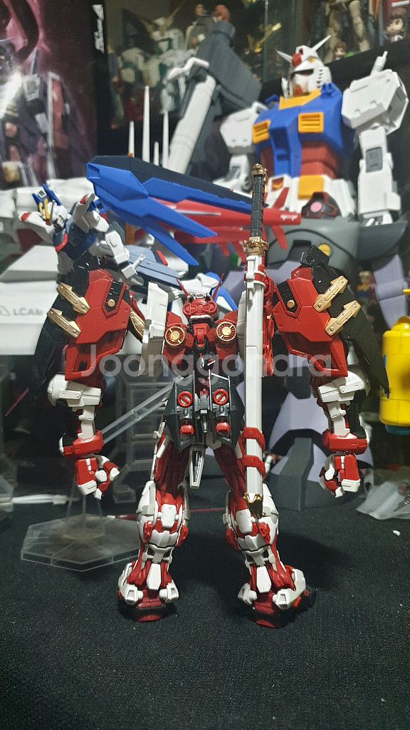 MG 하이레졸루션 건담 레드프레임 파워드레드 가조립--7