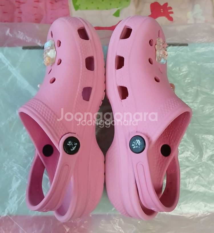 크록스c12 핑크 175정도 실사이즈.지비츠포함--5