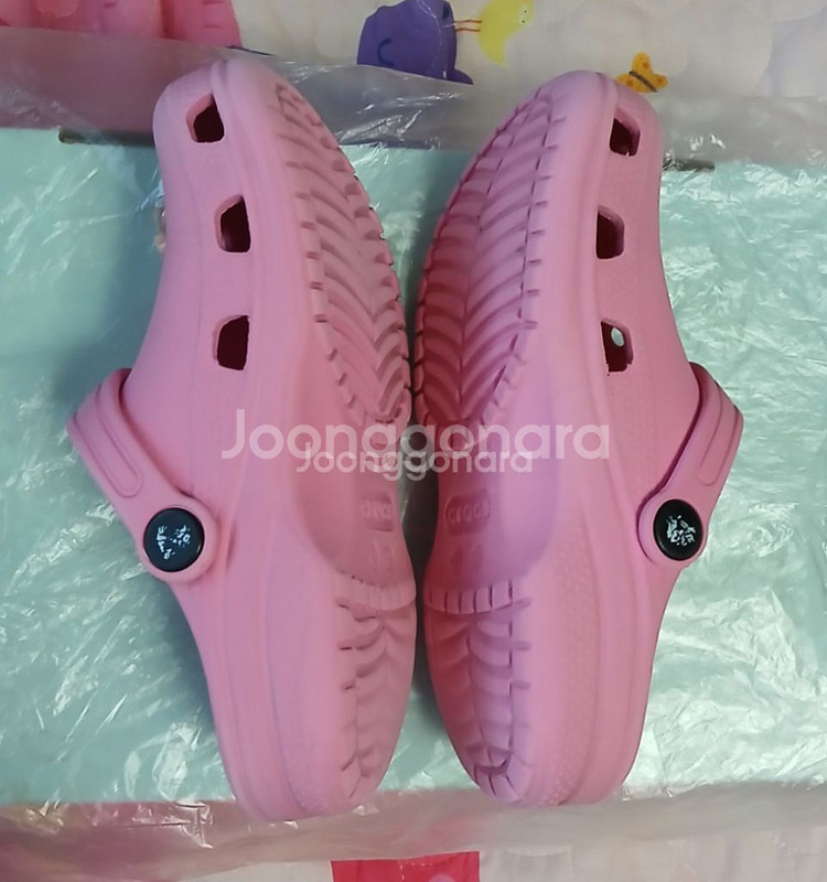 크록스c12 핑크 175정도 실사이즈.지비츠포함--8