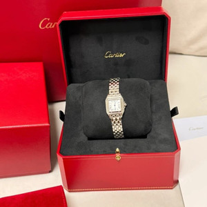 까르띠에 팬더 스틸 스몰 시계(거의 새상품)