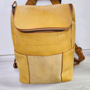 투미 통가죽 백팩 판매합니다.