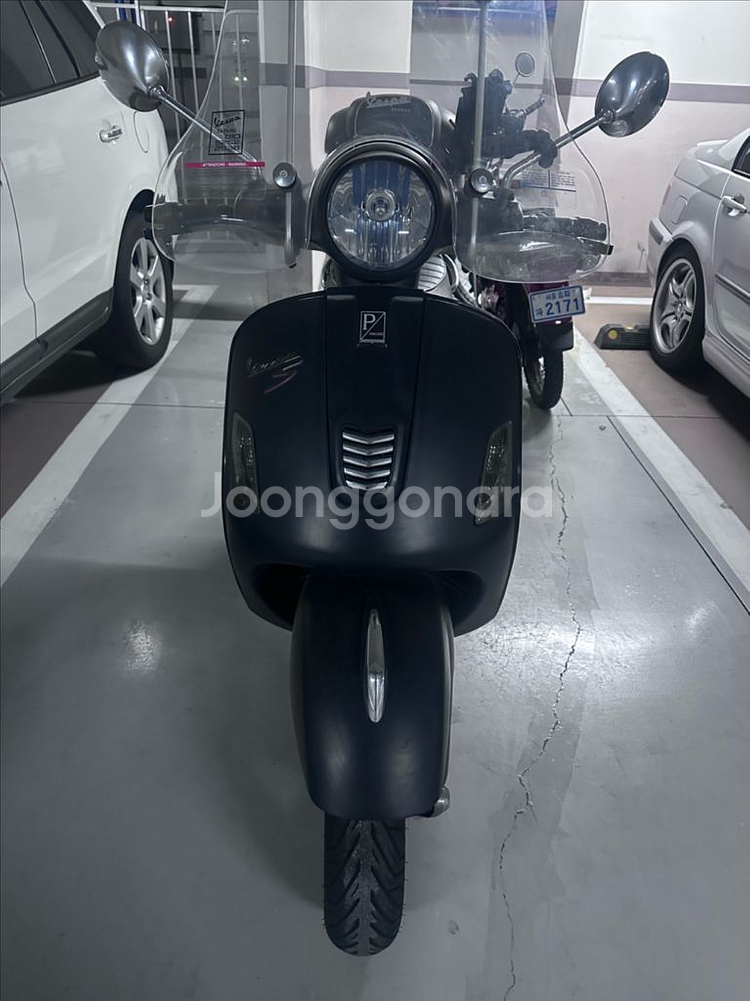 베스파 GTS300 증고 다수튜닝 판매 합니다!--0
