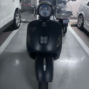 베스파 GTS300 증고 다수튜닝 판매 합니다!