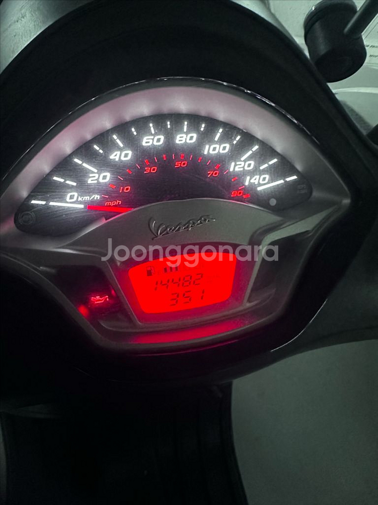 베스파 GTS300 증고 다수튜닝 판매 합니다!--2