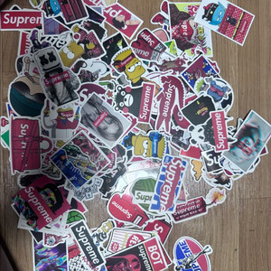 슈프림 각종 스티커 일괄 팔아용
