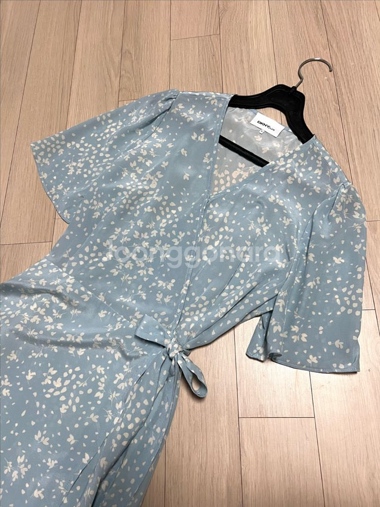 21 한섬 DKNY 소이현 실크100 랩롱원피스 플라워--0
