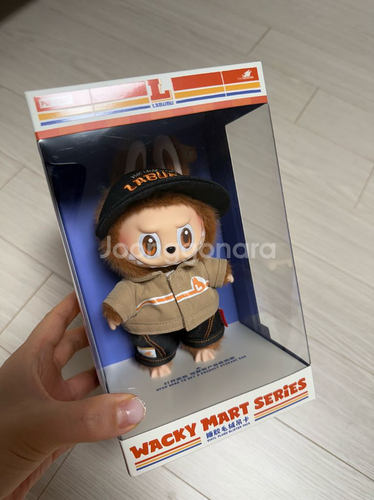 한정판)팝마트 편의점 점장 라부부 인형 키링--0