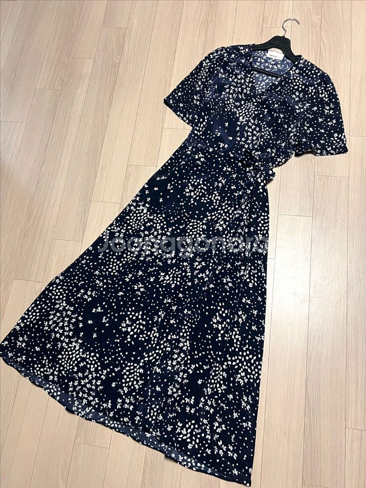 21 한섬 DKNY 소이현 실크100 랩롱원피스 플라워--6