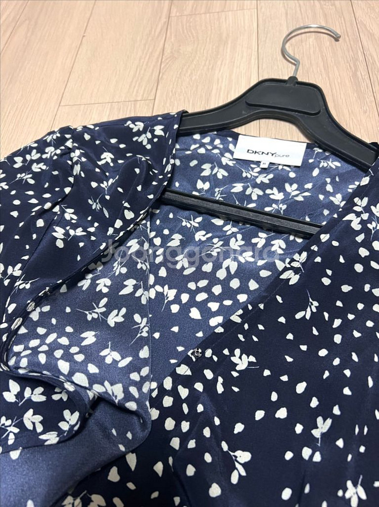 21 한섬 DKNY 소이현 실크100 랩롱원피스 플라워--11