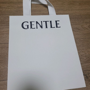 젠틀몬스터 쇼핑백 미사용 4000원