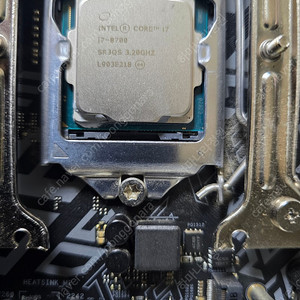 i7 8700(사제쿨러) + ddr4 8g*4 + 메인