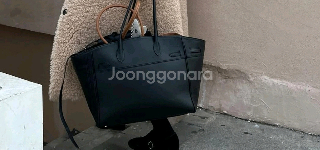 페퍼윤윤 벨백 가방 (블랙 라지사이즈)--2