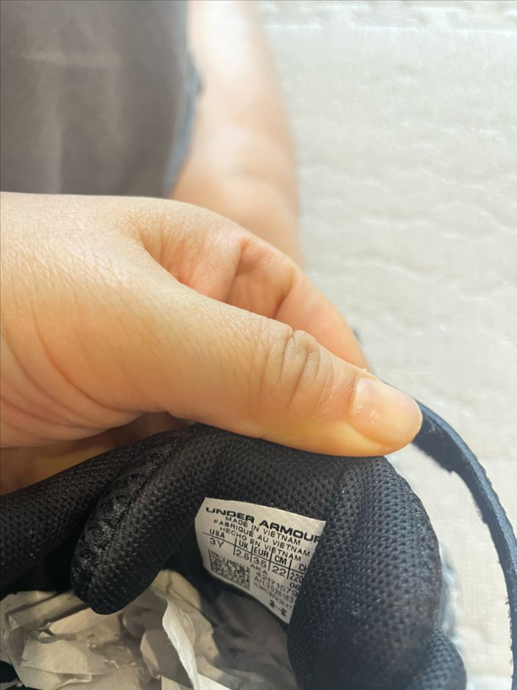 언더아머 아동 운동화(220) 새상품--3