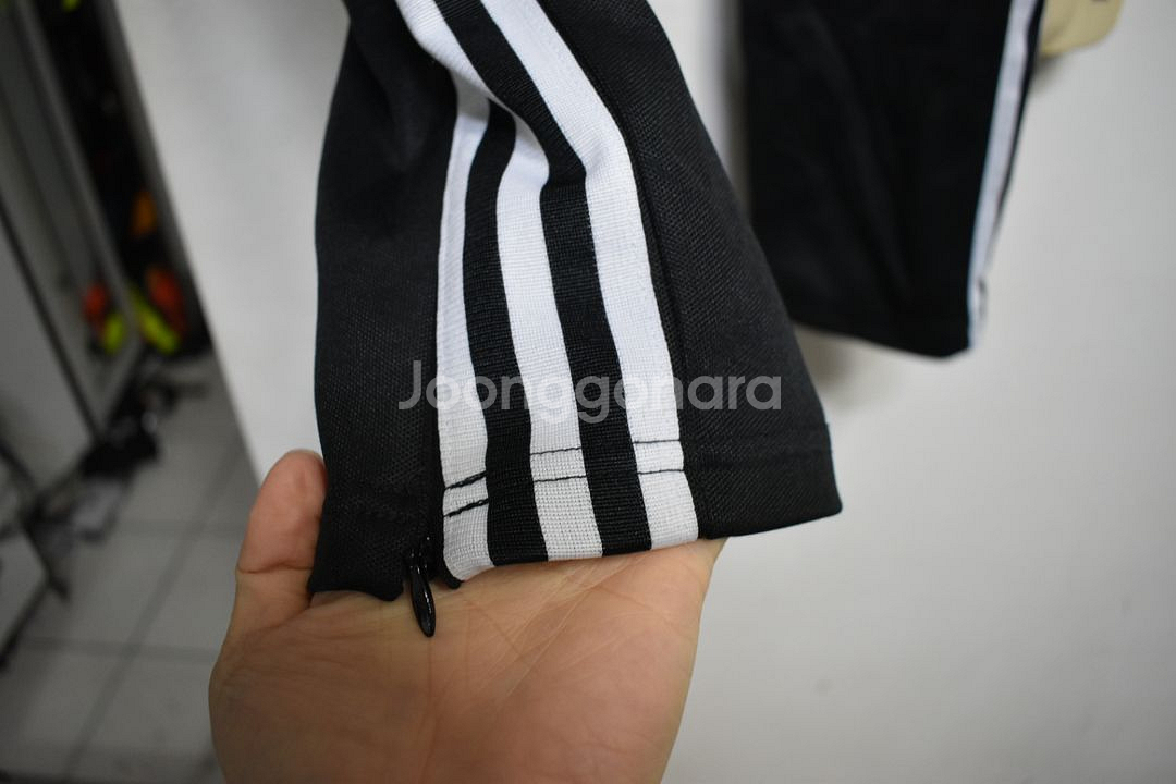 아디다스 트레이닝복 바지 <<85>>--5