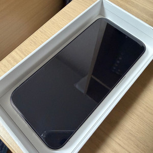 아이폰15프로 256기가 티타늄 판매합니다