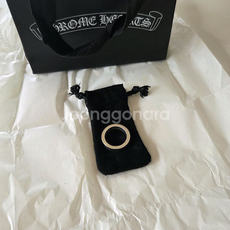 크롬하츠 포에버링 us9 팝니다--0