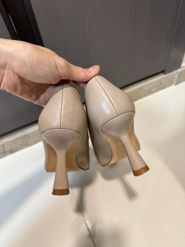 MANGO 천연가죽 스틸레토 힐 37사이즈(240)--2