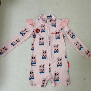 베베드피노 래시가드 110사이즈