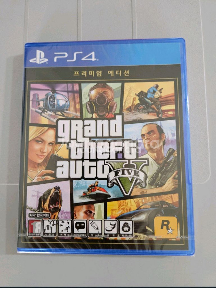 미개봉)ps4 플스4 gta5 프리미엄 에디션--0