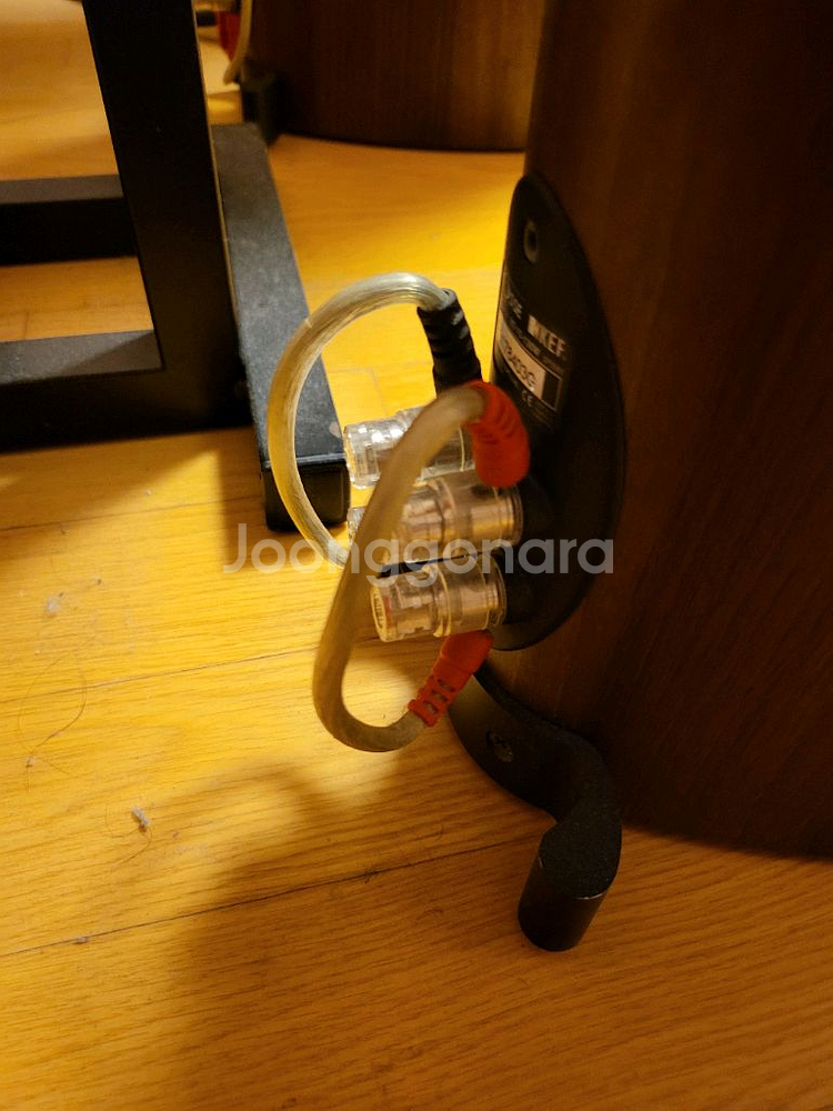 KEF iQ5 SE 프론트 및 iQ2c 센터 스피커--2