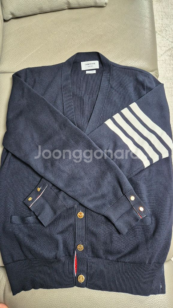 톰브라운 밀라노 스티치 가디건 4--0