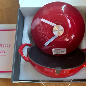 코렐 코디네이츠 스칼렛 주물 웍냄비 21cm 신품