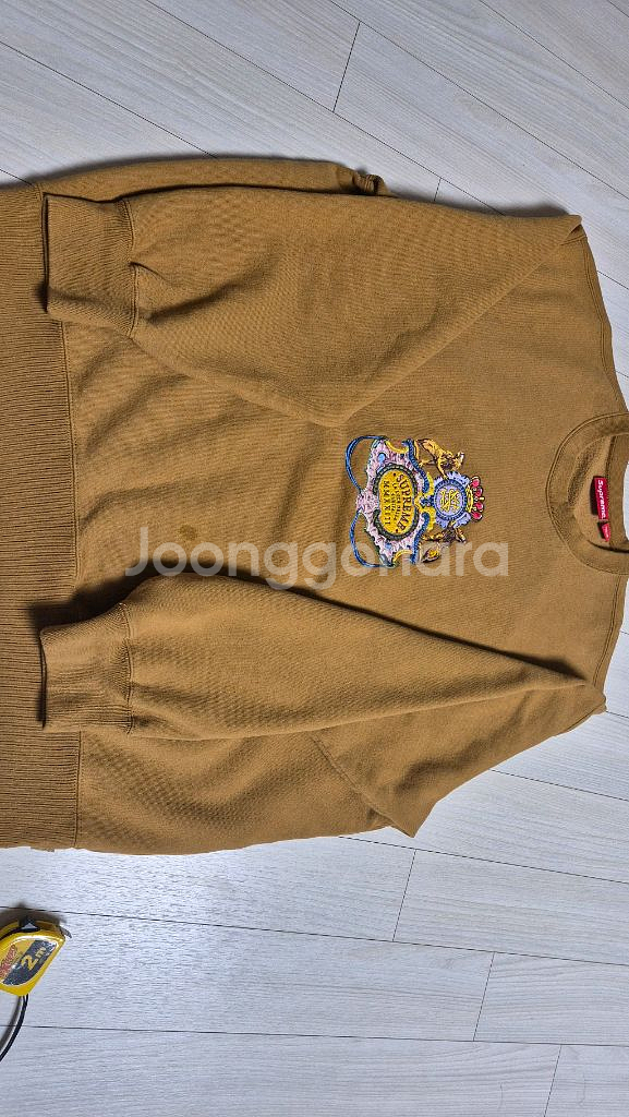 슈프림 크레스트 맨투맨 L--0