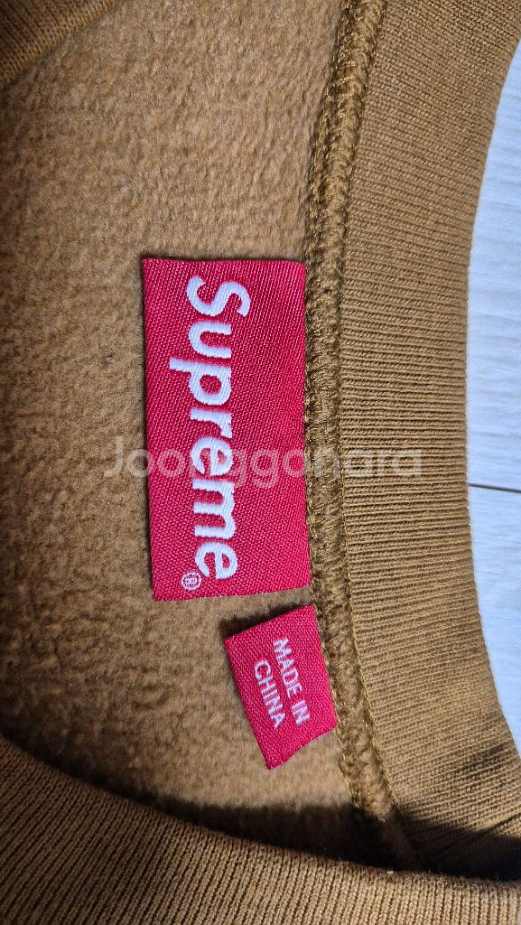 슈프림 크레스트 맨투맨 L--3