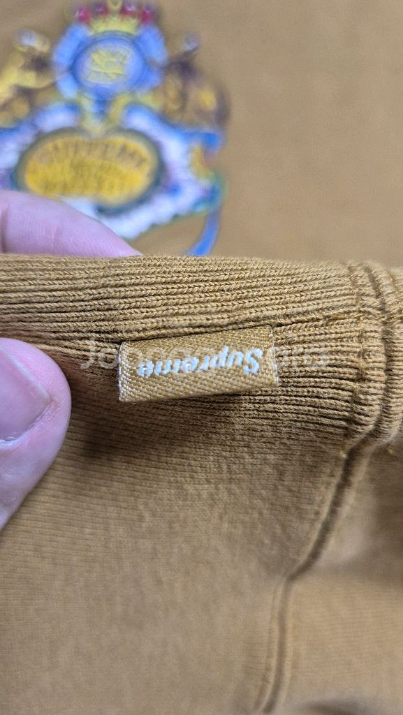 슈프림 크레스트 맨투맨 L--5