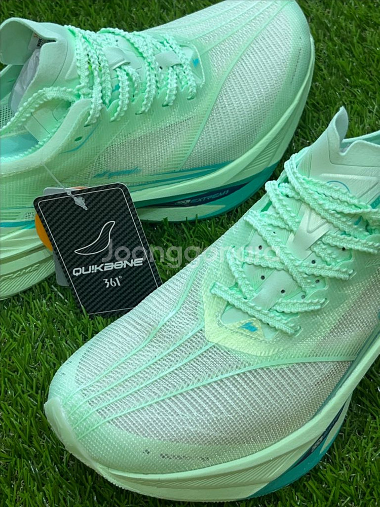 361도 퓨리오스2 카본 런닝화 255--1