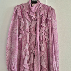 모조에스핀 블라우스