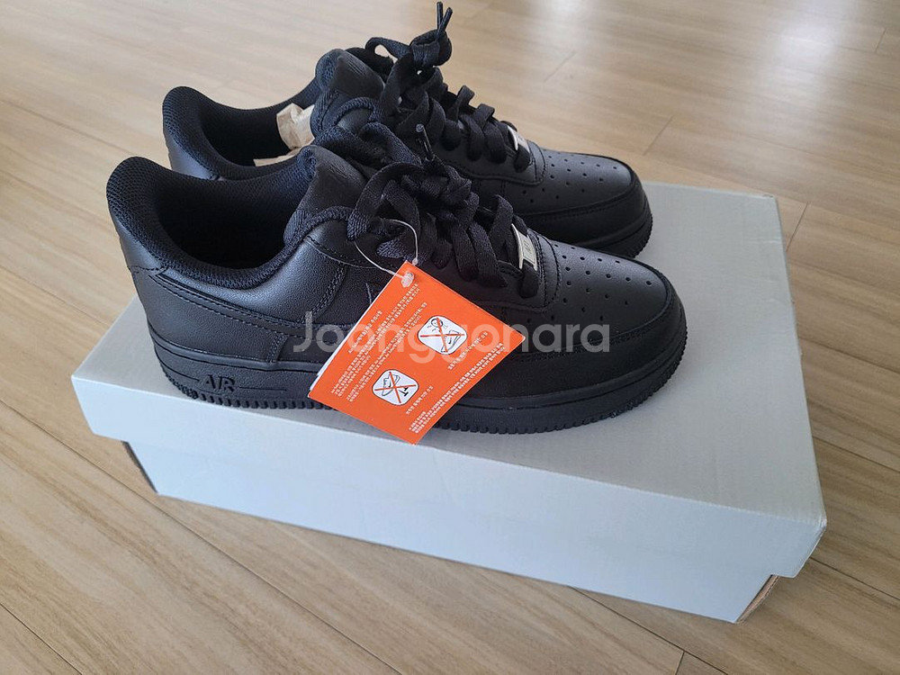 나이피 에어포스 1 07 블랙 새상품 240--1