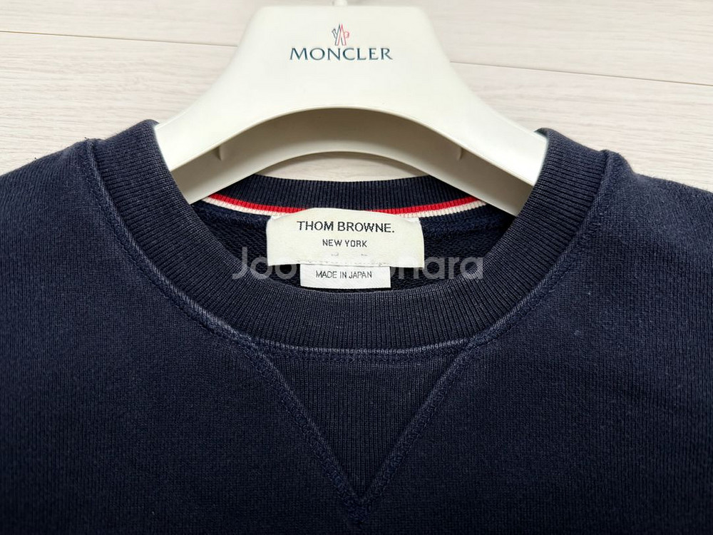 정품)톰브라운 남성 맨투맨 3사이즈--1