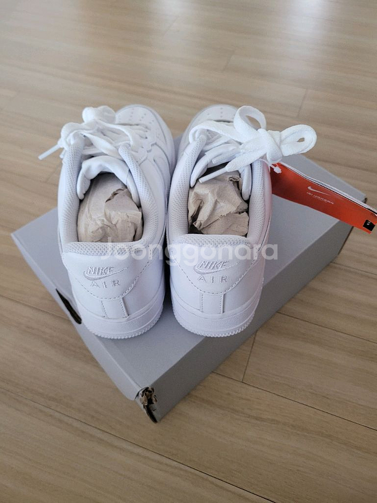 나이키 에어포스 1 07 화이트 새상품 245--1