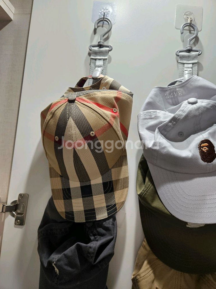 버버리 자수 로고 체크 코튼 베이스볼 캡 아카이브 베이--0
