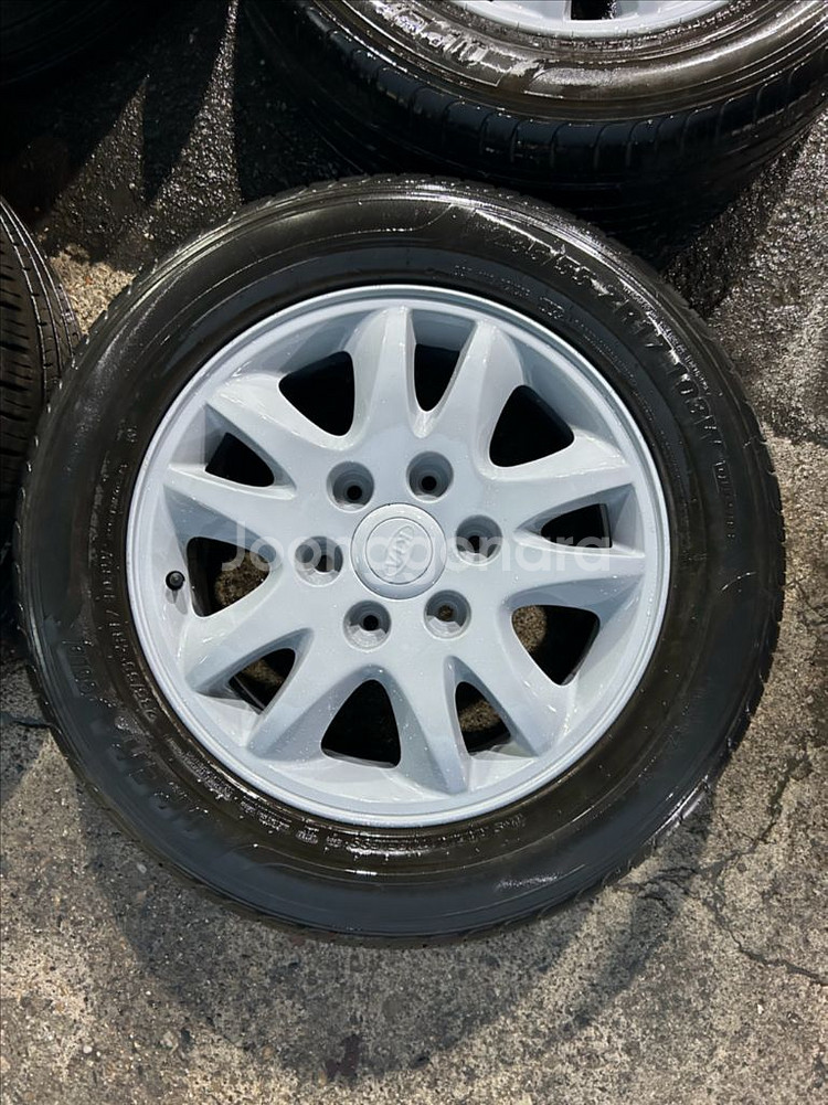 그랜드카니발 그랜드스타렉스 순정 17인치 휠타이어--4