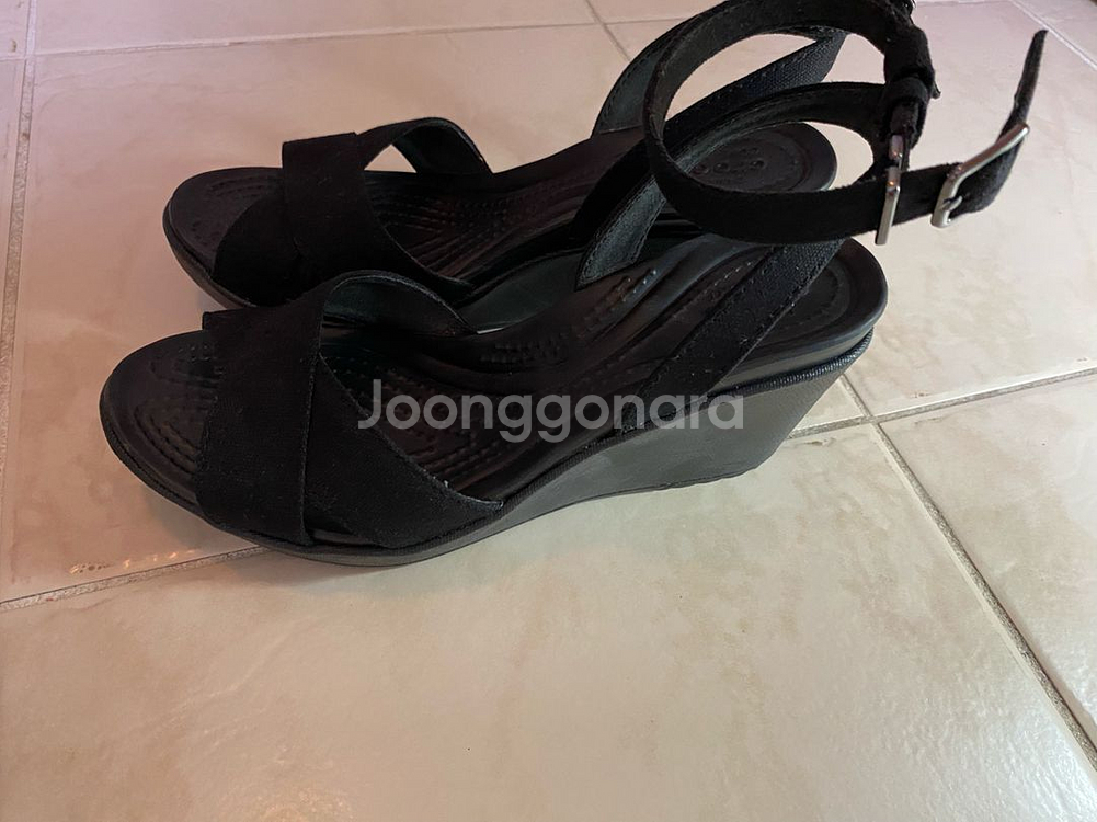 크록스 웨지 샌들(235/블랙)--1