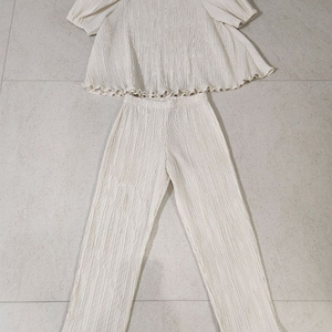 에어피쉬 플리츠 셋업 L사이즈