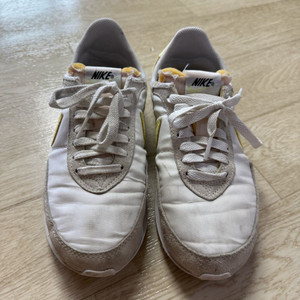 니이키 운동화 230