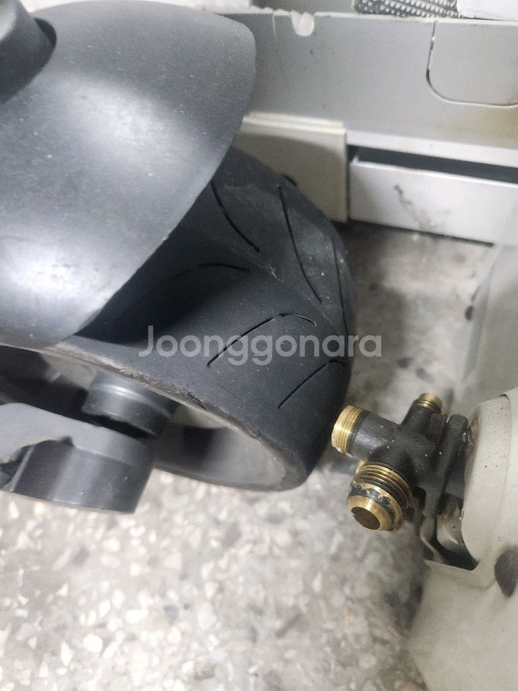 머케인와이드훨 듀얼모터 팝니다 전동킥보드--1