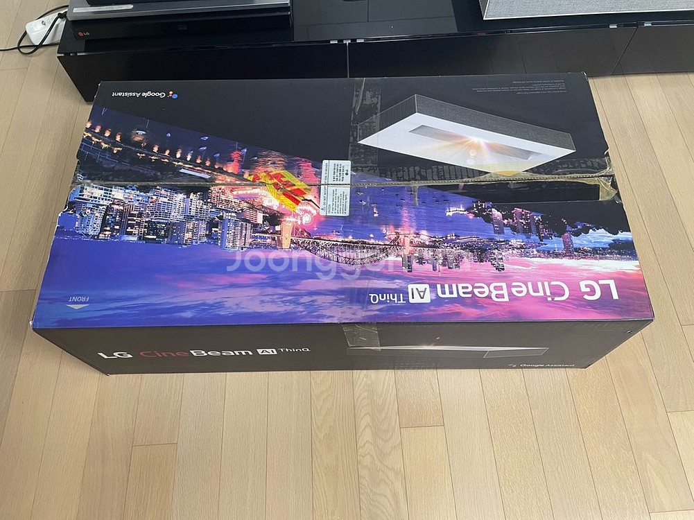 LG 시네빔 HU85LA 4K 프로젝터 박스풀 판매--2
